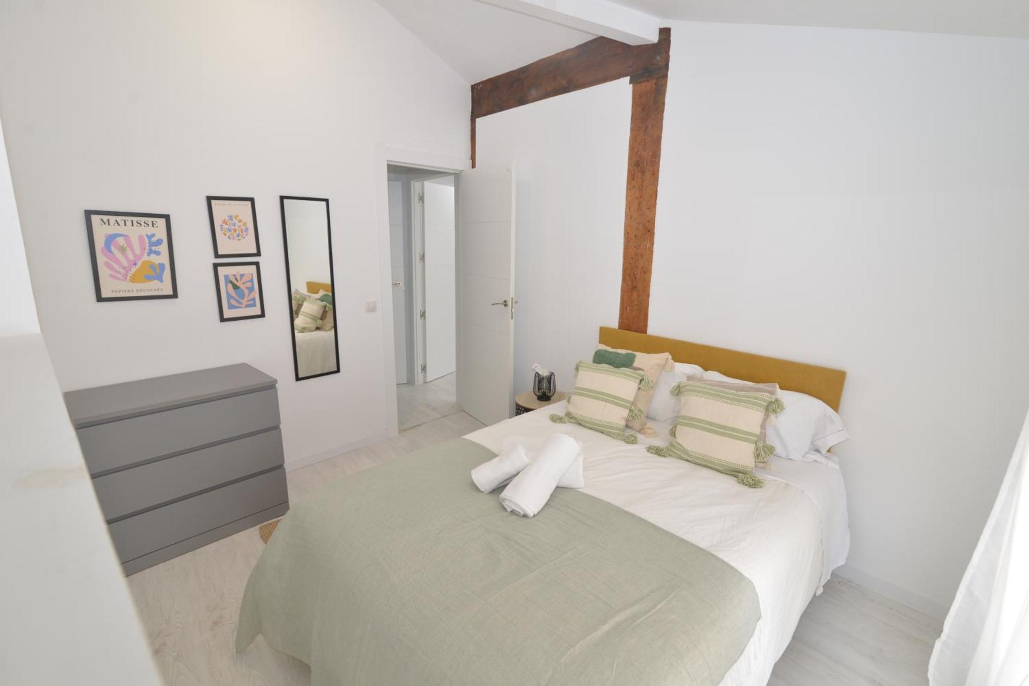El Apartamento De San Cisneros By Just-Room Santander Zewnętrze zdjęcie
