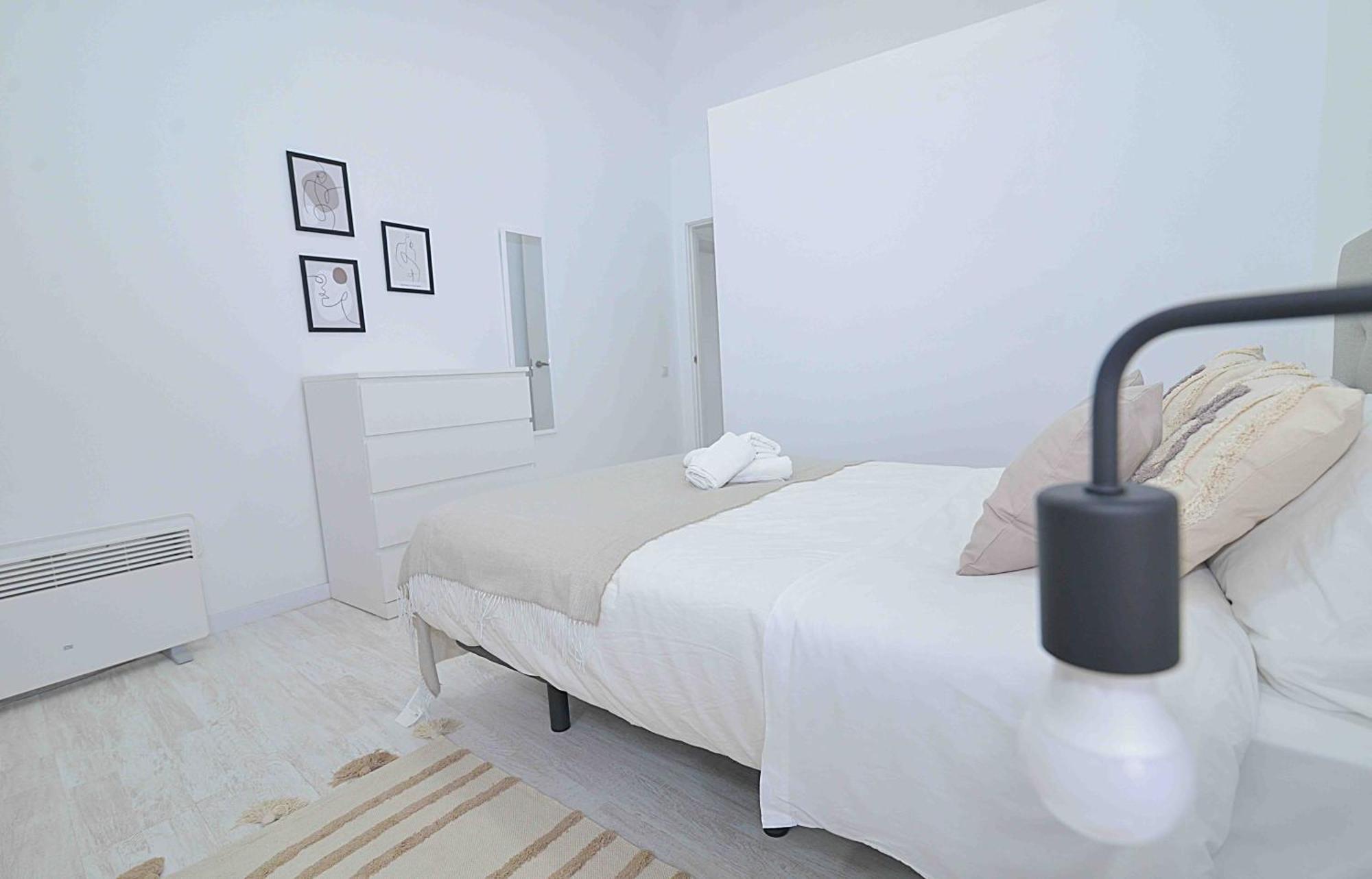 El Apartamento De San Cisneros By Just-Room Santander Zewnętrze zdjęcie