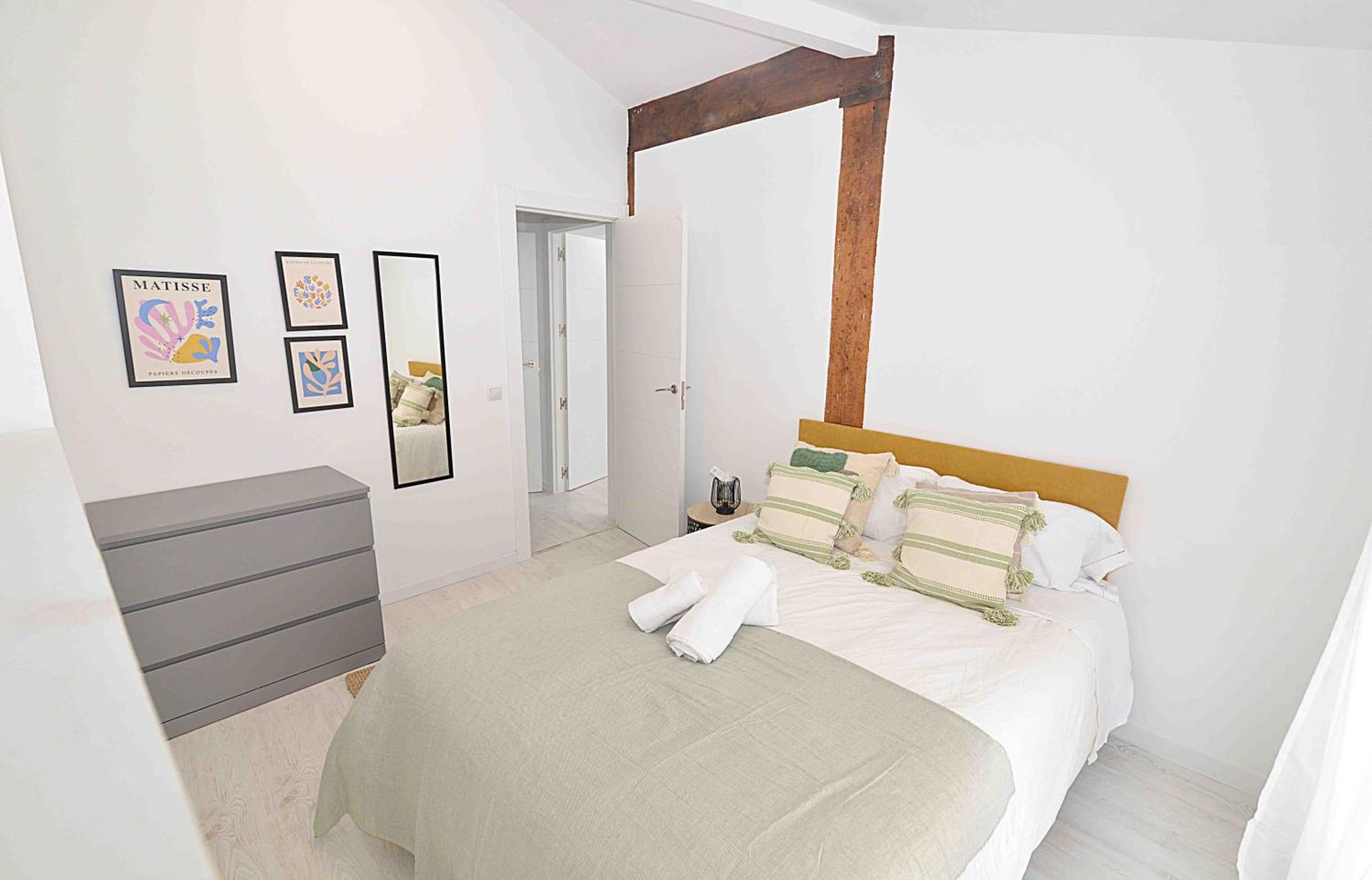 El Apartamento De San Cisneros By Just-Room Santander Zewnętrze zdjęcie