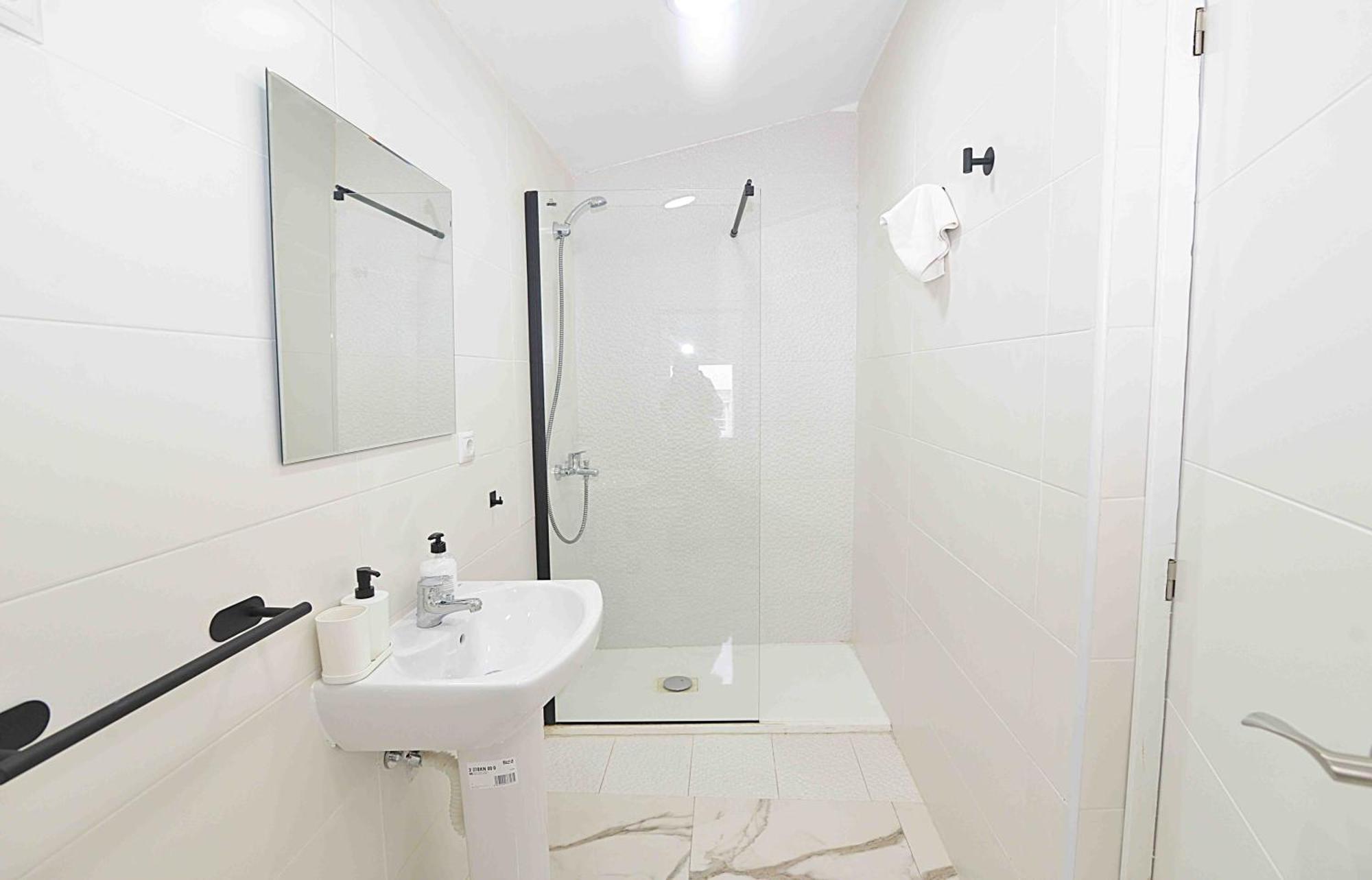 El Apartamento De San Cisneros By Just-Room Santander Zewnętrze zdjęcie